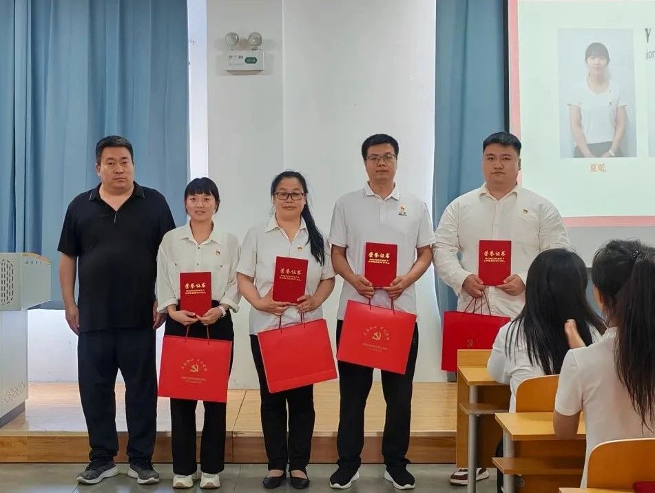 a16fddca9ea5f86f8299c9014f5d1376