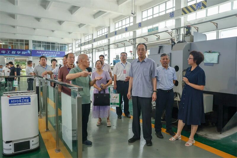 4b7b37d8f3f5940904cf22fa1d0d37e7