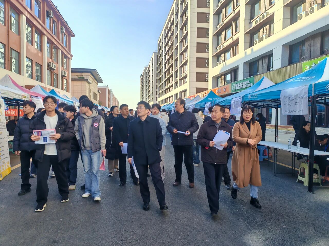 6197d19a4a53608fbfac77c1b94fd5a6