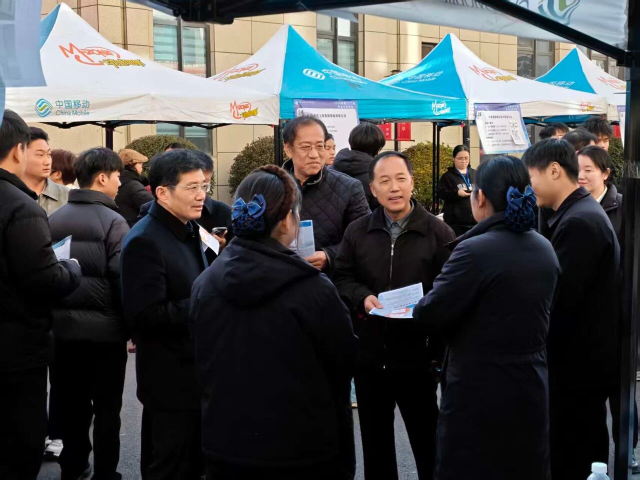 505e16f66b12b9fff16cbbf4c2bc8dfc